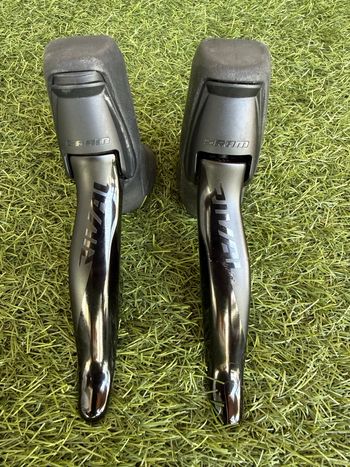 Used Sram Rival XPLR 13V Axs 2026 bike — image 9 of 13