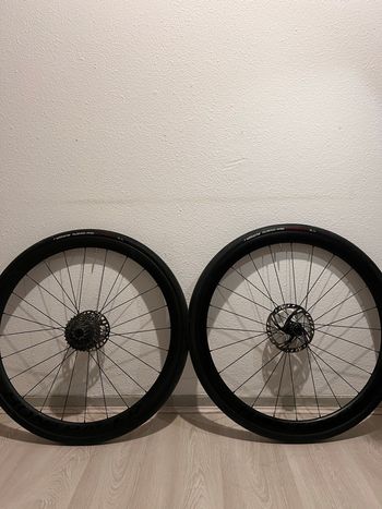 Used Bontrager Aeolus Pro 37 TLR bike