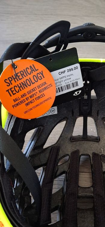Used Giro Helios Spherical Helmet bike — image 5 of 6