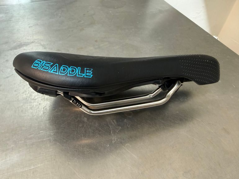 Used BiSaddle EXT Stealth Saddle Adjustable Ti rails 2025 bike — image 2 of 4