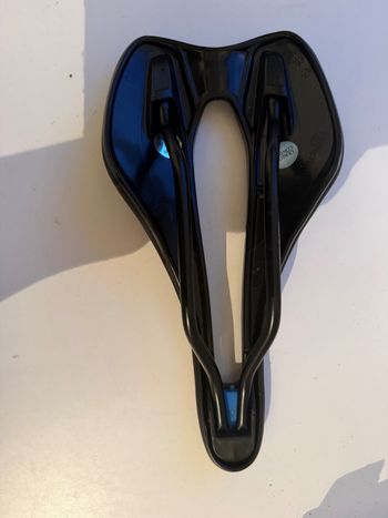 Used Selle Italia SLR Boost Superflow S 2025 bike — image 2 of 5