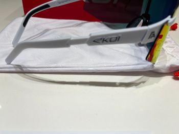 Used Ekoi Racing Aerolite Edizione Limitata Fabio Aru Bianchi Lente Revo Rossa Cat.3 2026 bike — image 5 of 9