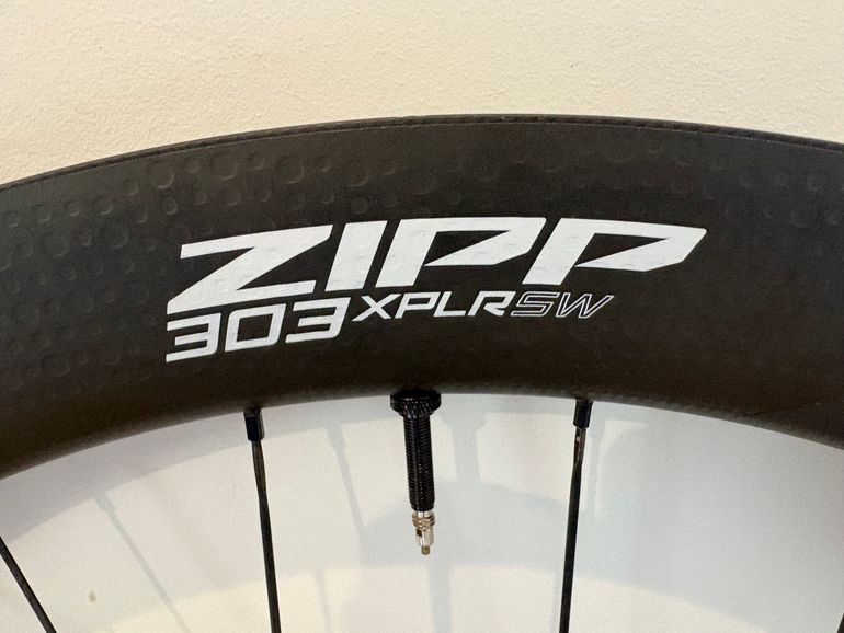 Used Zipp 303 XPLR SW XDR wheelset 2026 bike — image 3 of 7
