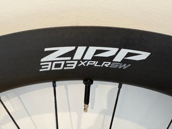 Used Zipp 303 XPLR SW XDR wheelset 2026 bike — image 2 of 7