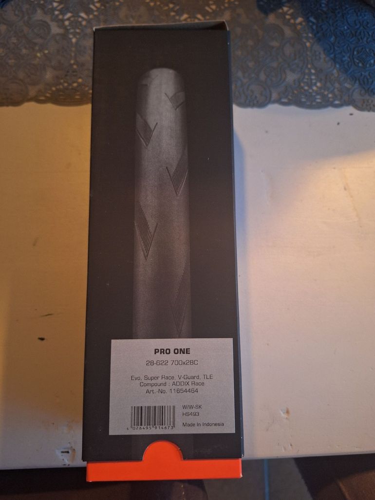 Used Schwalbe Pro One TLE Spartacus bike — image 6 of 6