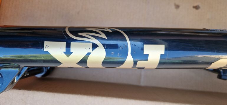 Used Fox 36 Float Factory GRIP X2 29" 160mm 2026 bike — image 3 of 4