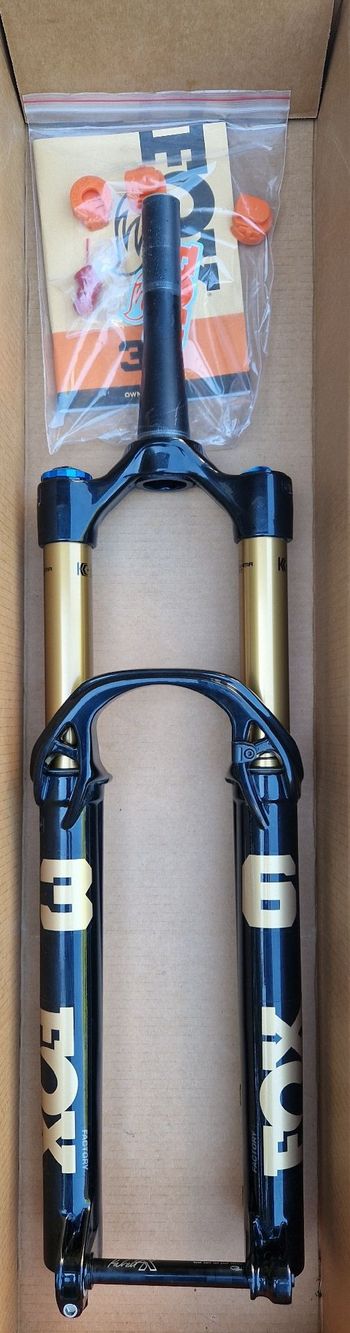Used Fox 36 Float Factory GRIP X2 29" 160mm 2026 bike