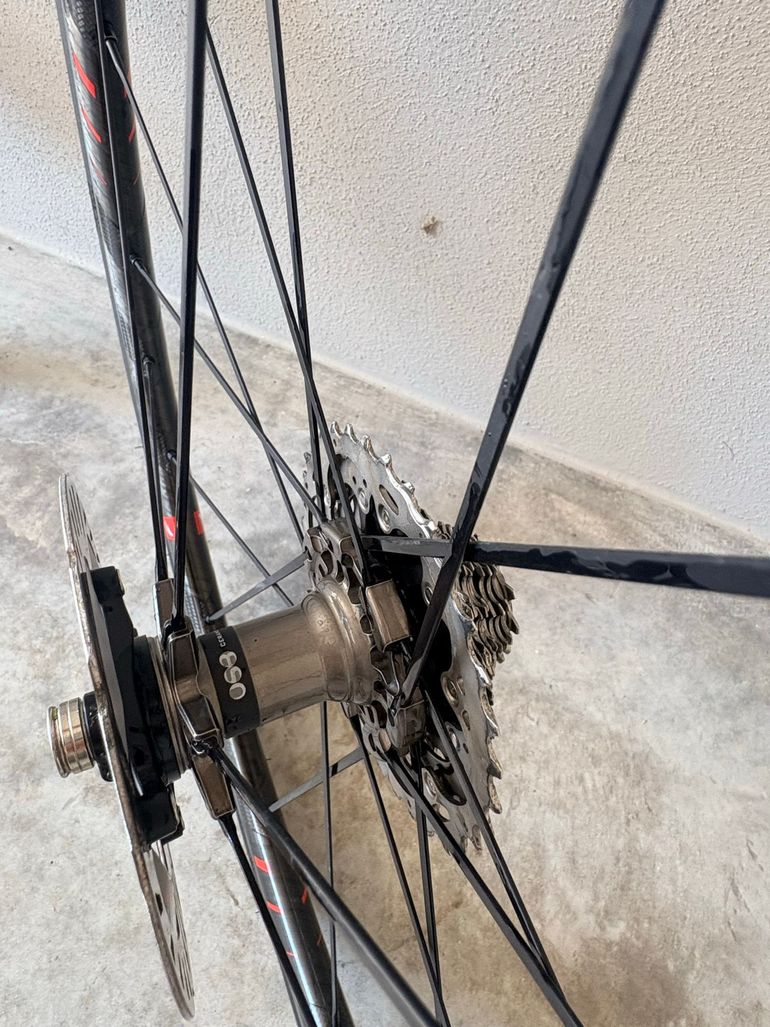 Used Fulcrum Carbon Racing Zero DB bike — image 4 of 7
