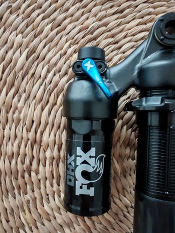 Used Fox FLOAT DHX performance 2 position 230x60 bike — image 2 of 5