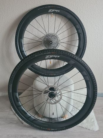 Used Zipp 303S Carbon Tubeless Disc Wheelset 2023 bike