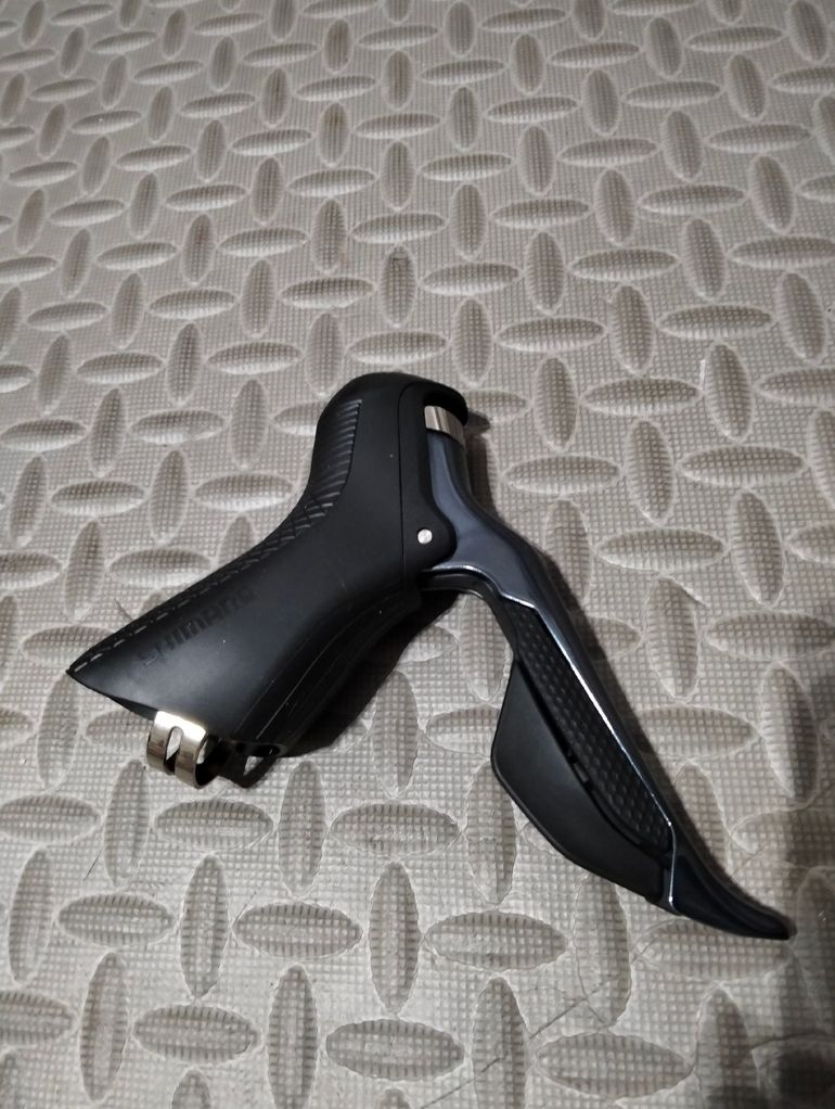 Used Shimano Ultegra Di2 ST-R8050 bike — image 2 of 14
