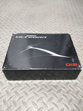 Used Shimano Ultegra Di2 ST-R8050 bike — image 13 of 14