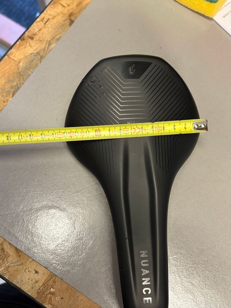 Used acid Sella 2024 bike — image 8 of 9