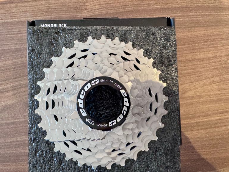 Used E.Dubied (EDCO) Monoblock cassette Shimano/Sram 11s 11-28t 188gr, NEW, 50% off! 2025 bike — image 2 of 2