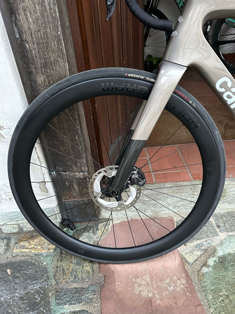 Used Hollowgram R45 Carbon Wheelset 2025 bike — image 3 of 5
