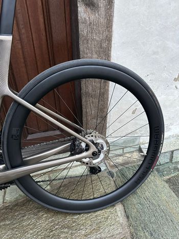 Used Hollowgram R45 Carbon Wheelset 2025 bike — image 2 of 5