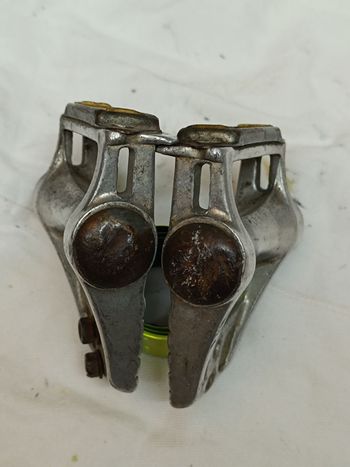 Used Stronglight Double Crankset 170mm 52/40T bike — image 9 of 15