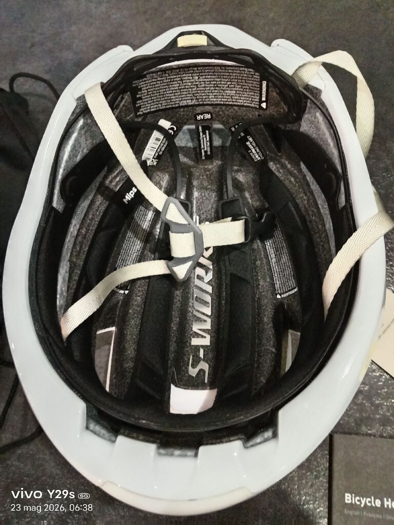 Used S-Works EVADE 3 2025 bike — image 5 of 7