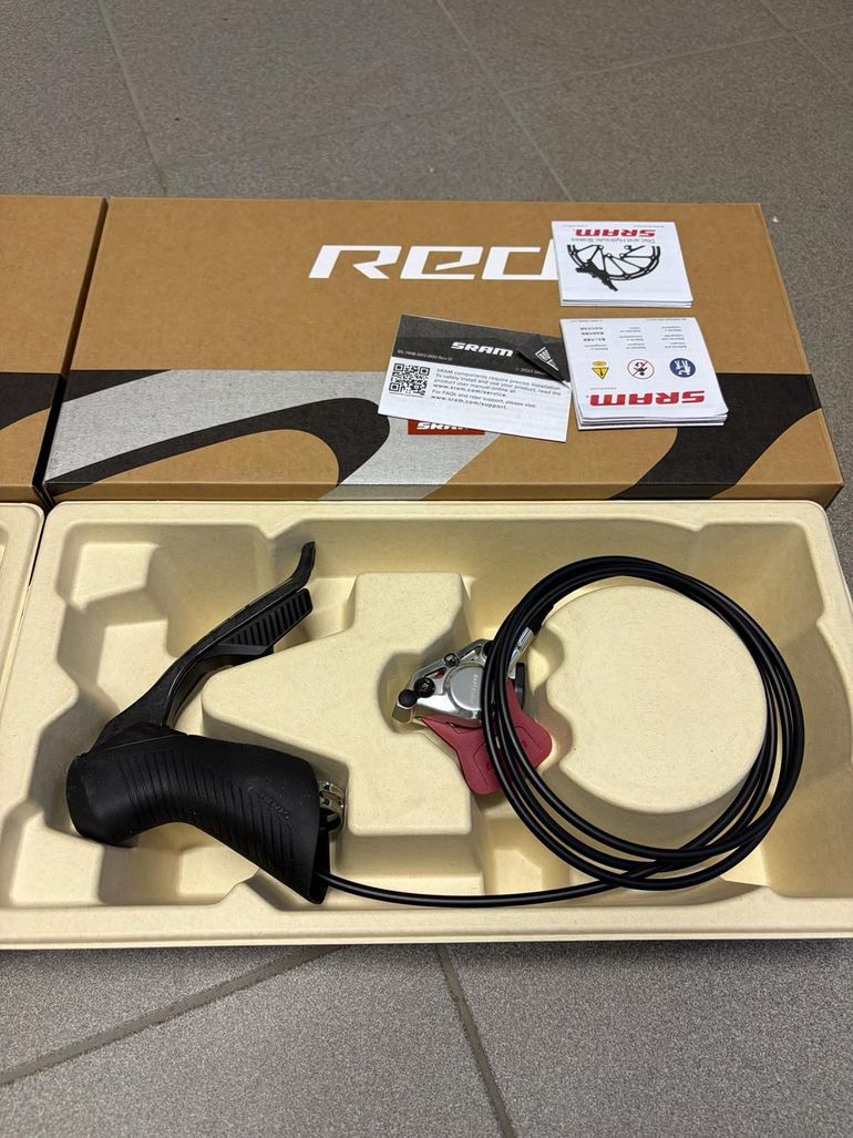 Used Sram Red AXS E1 Schalt-/Bremshebel inkl Bremse 2025 bike — image 4 of 7