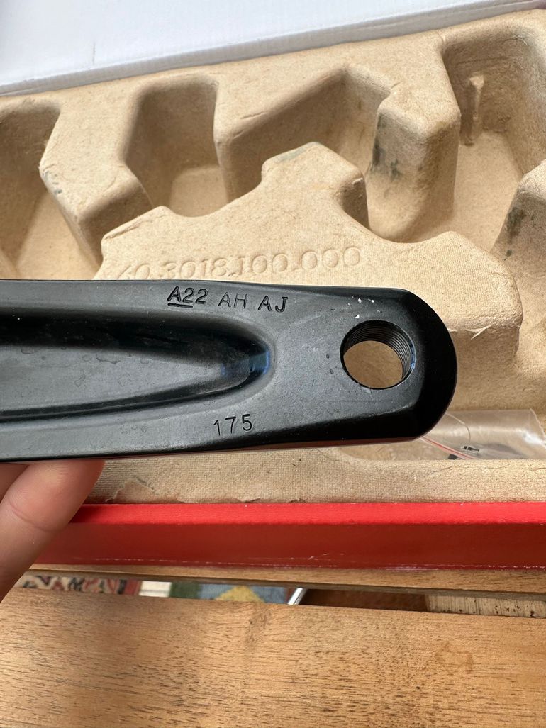 Used Sram Rival Kurbel 175mm 2022 bike — image 2 of 3