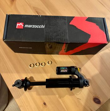 Used Marzocchi Bomber CR 230x65 bike — image 2 of 3