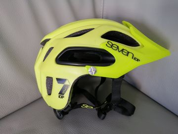 Used Seven Cycles Seven Enduro M2 Cycling Accessories