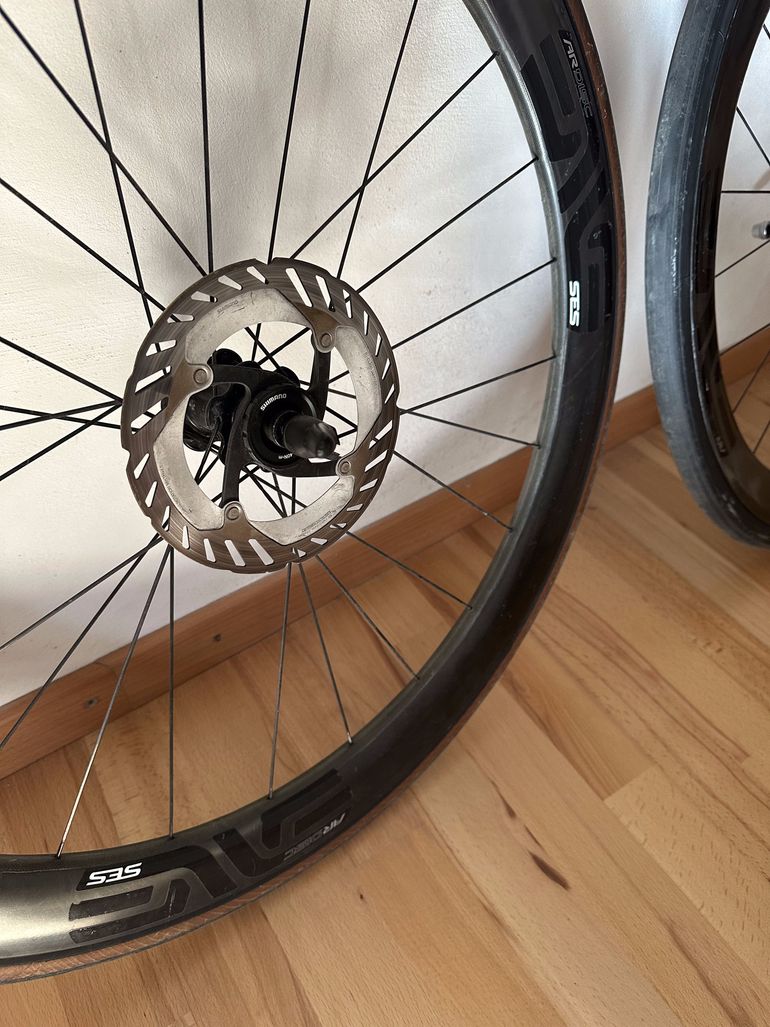 Used Enve SES AR 4.5 Carbon Rims 2020 bike — image 6 of 9