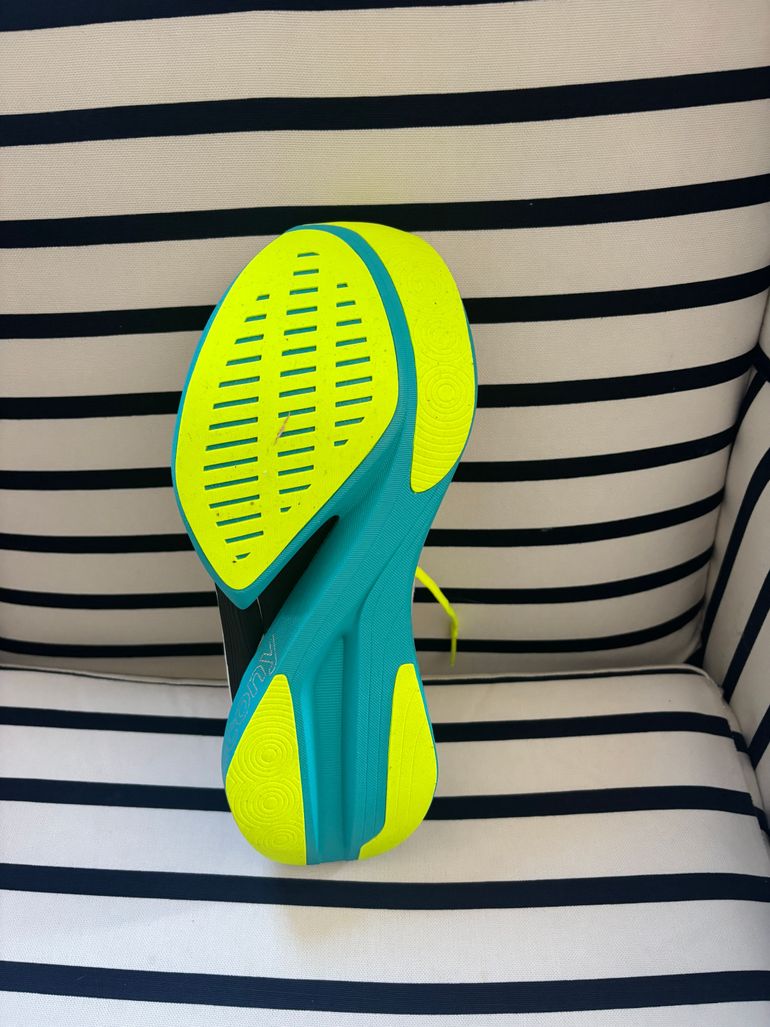 Used Saucony Endorphine Elite 2 bike — image 2 of 4