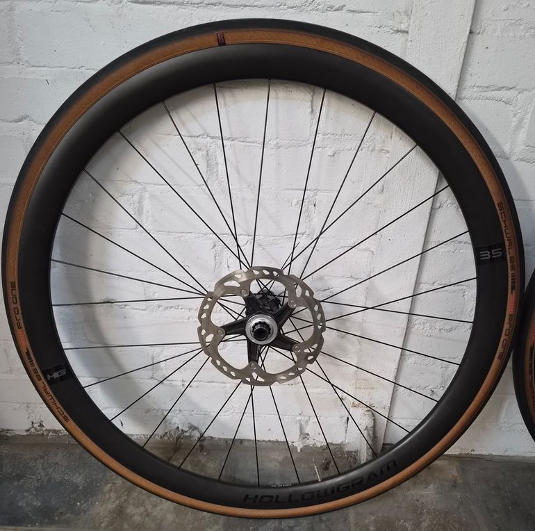 Used Cannondale HollowGram 35 Carbon Wheelset 2022 bike — image 2 of 8