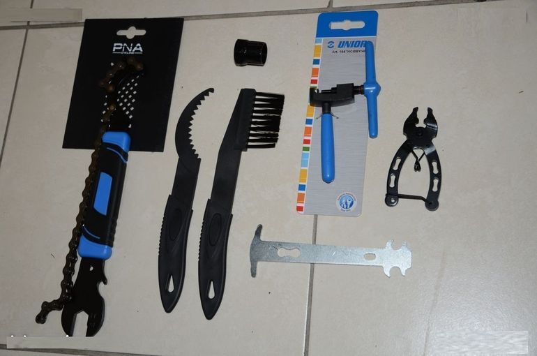 Used divers Set outil de reparation entretien groupe velo route / vtt bike — image 2 of 2