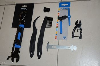 Used divers Set outil de reparation entretien groupe velo route / vtt bike