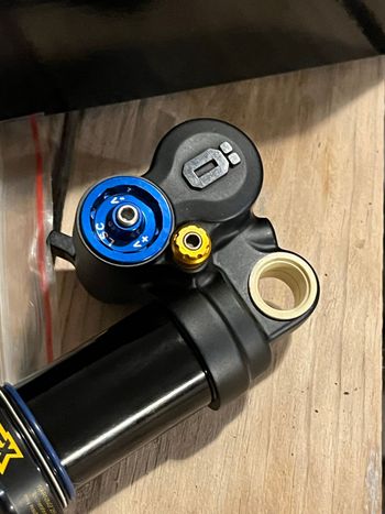 Used Öhlins TTX1 Air 230x60 2023 bike — image 8 of 9