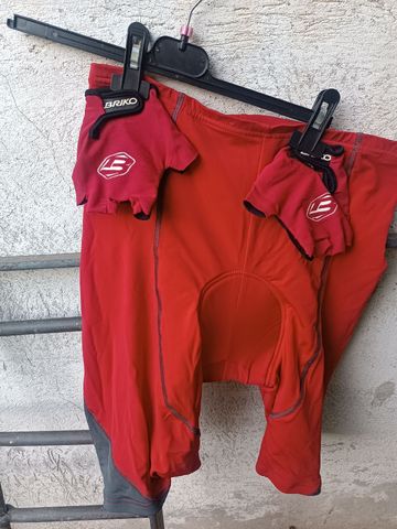 Used Briko pantalone e guantini bike — image 2 of 2
