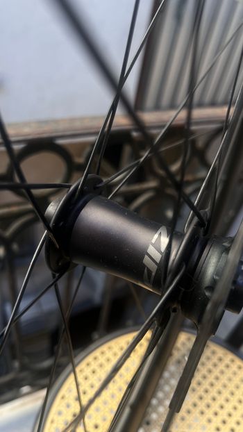 Used Zipp 303 Firecrest XDR sram force édition bike — image 13 of 13