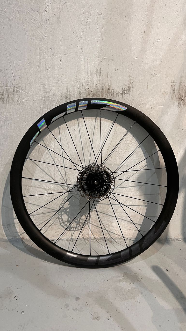 Used Zipp 303 Firecrest XDR sram force édition bike — image 1 of 13