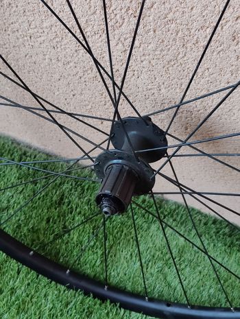 Used Triban Roue 700 Arrière bike — image 2 of 4