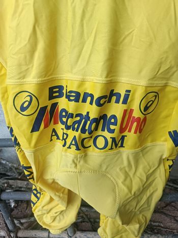 Used Asics tutina e cuffietta Mercatone uno Marco Pantani bike — image 4 of 4