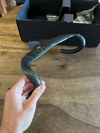 Used Reserve RD1 Integrated Carbon Handlebar 2026 bike