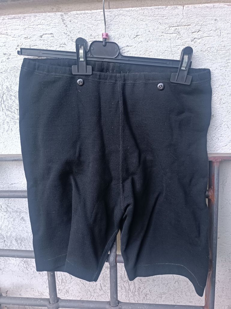 Gebrauchtes nessuna pantaloncino bike — Bild 1 von 3