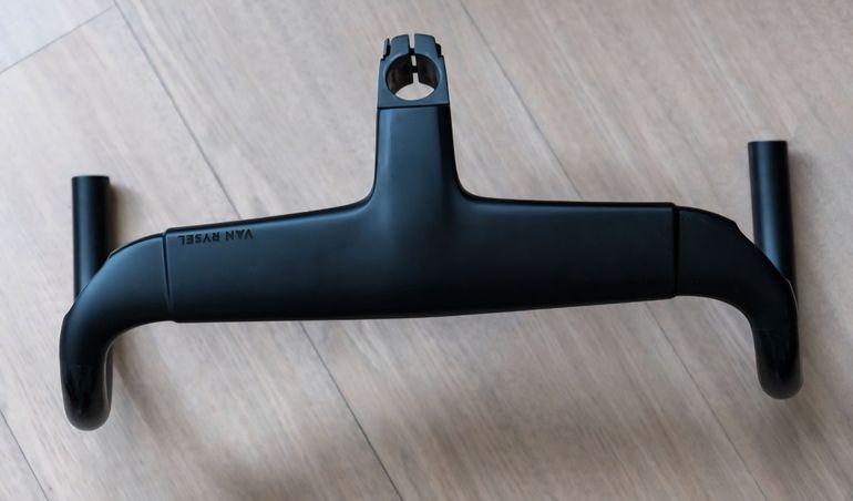 Used Van Rysel Cintre combo aéro 380mm 100mm 2026 bike — image 1 of 4