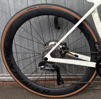 Used Bontrager Aeolus Pro 51 TLR Disc Road Wheel 2025 bike — image 2 of 3
