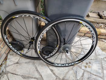 Used Mavic Paire roues bike — image 2 of 3