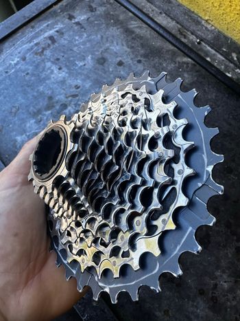 Used Sram Force AXS 10-33 Cassette 2024 bike — image 4 of 5