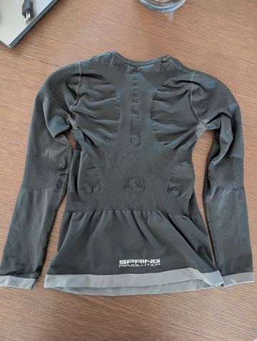 Brugt Spring Revolution Maglia posturale seamless compressiva bike — billede 2 af 3