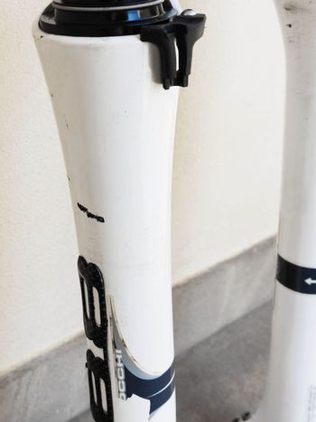 Used Marzocchi Bomber 888 RV bike — image 5 of 8