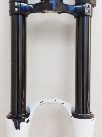 Used Marzocchi Bomber 888 RV bike — image 4 of 8