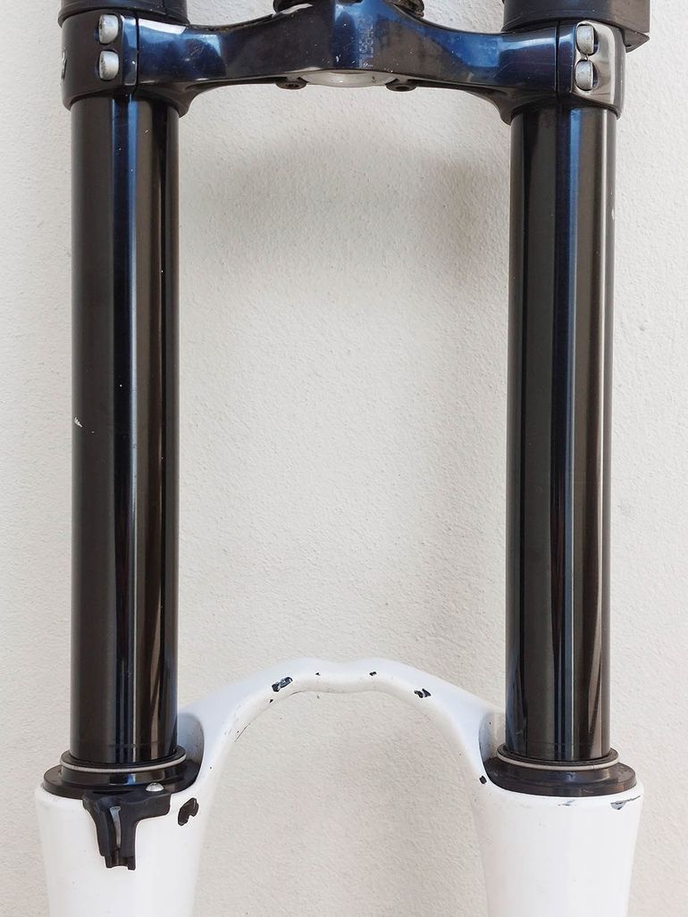 Used Marzocchi Bomber 888 RV bike — image 4 of 8