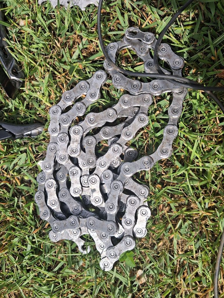Used Shimano Ultegra R8150 2025 bike — image 2 of 8