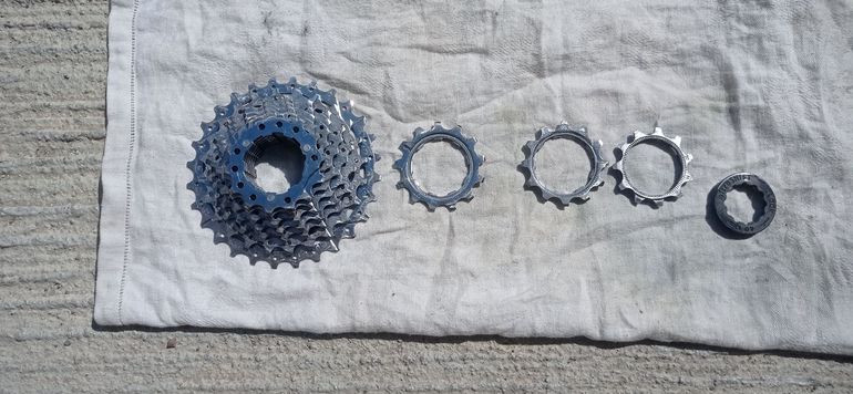 Used Microshift Cassetta Pignoni Compatibile Shimano Ultegra bike — image 1 of 6