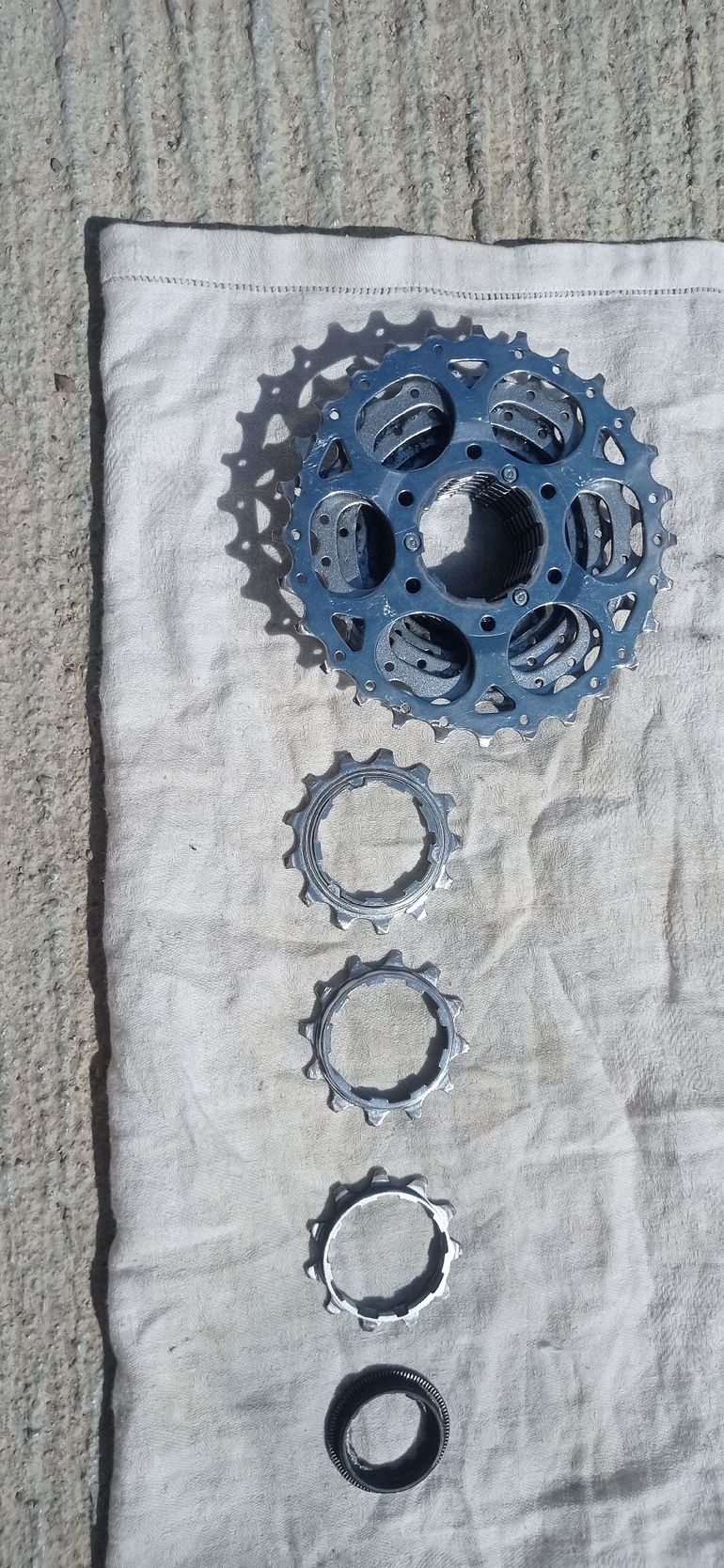 Used Microshift Cassetta Pignoni Compatibile Shimano Ultegra bike — image 2 of 6
